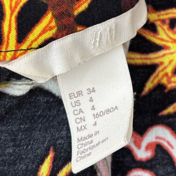 H&M Floral Sheath Dress with Mandarin Collar and Long Flutter Sleeves Size 4 - Picture 5 of 14